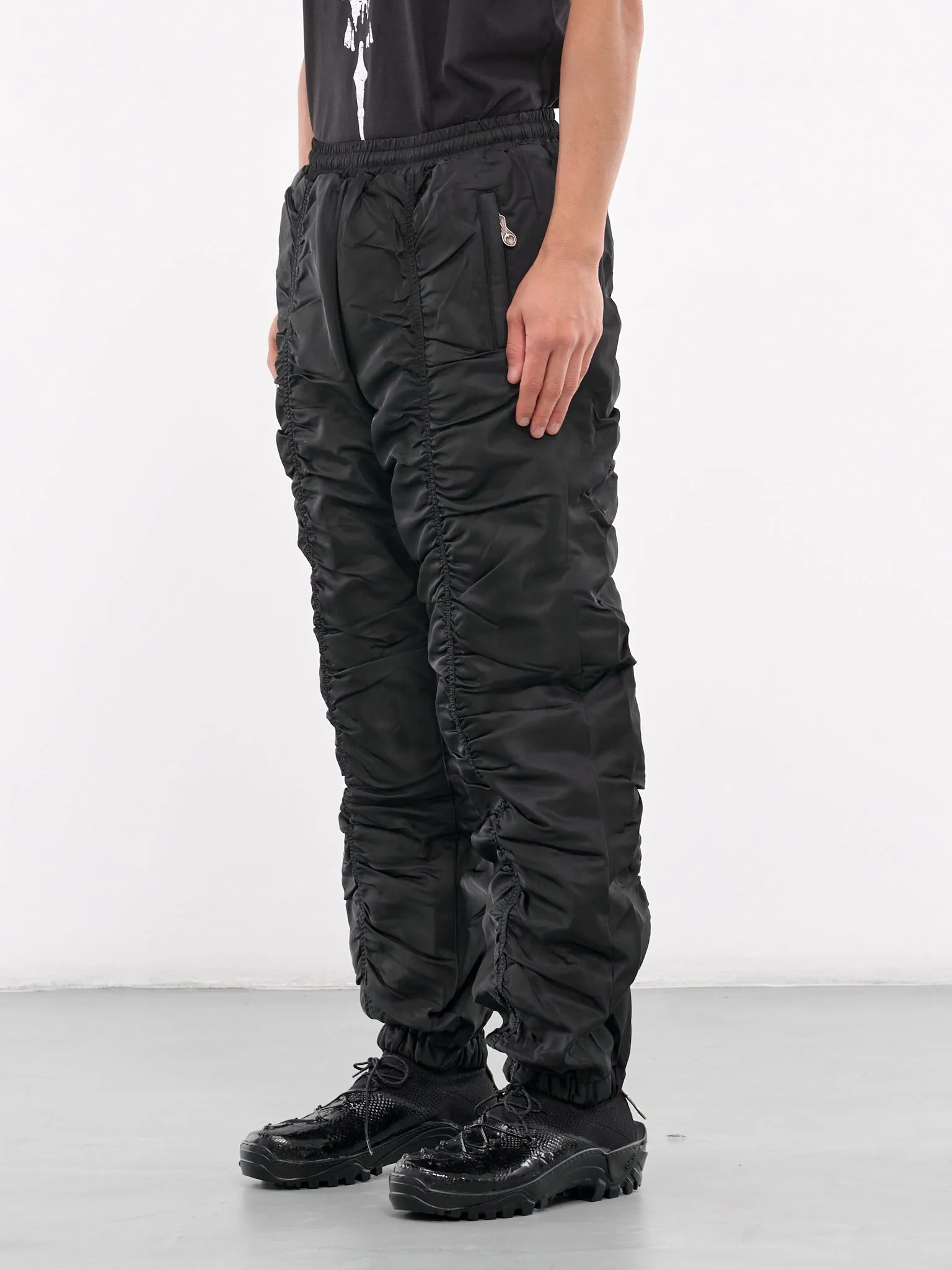 A Wingless Bird Trousers (PT3001-BLACK)