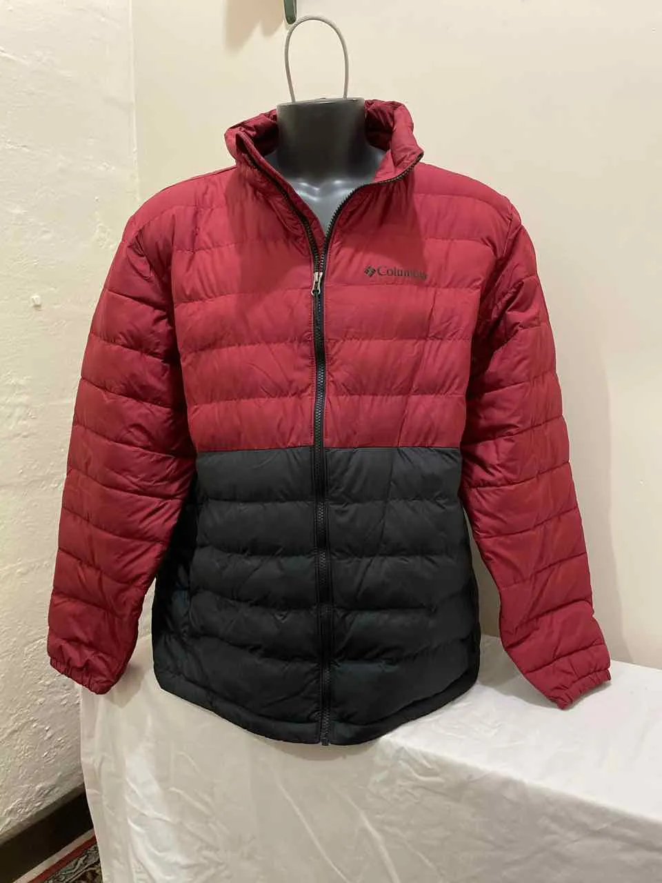 Columbia Puffy Jacket Men's  XL