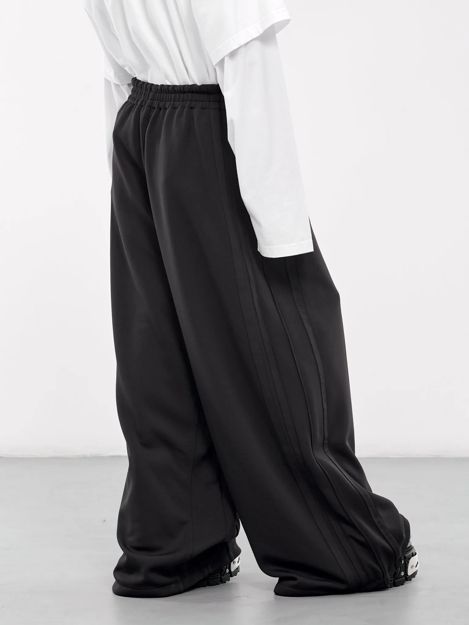 Tracksuit Pants (UA65PA440B-BLACKOUT)